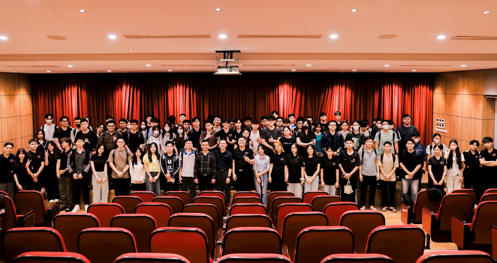 VÒNG TRAINING KỸ NĂNG DÀNH CHO CÁC THÍ SINH THAM GIA CUỘC THI "LẬP DỰ TOÁN BẰNG PHẦN MỀM DỰ TOÁN G8 NĂM 2025"